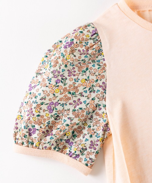 trois lapins kp（トロワラパンケーピー）の「袖小花プリント半袖チュニック(110～150)（チュニック・キッズ・ライトピンク・110cm/120cm/130cm/140cm/150cm/160cm）」の3枚目の写真