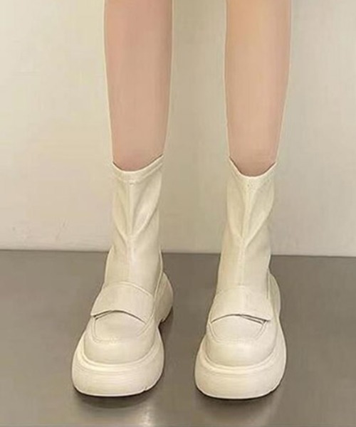STYLEBLOCK(スタイルブロック)の「バックファスナー厚底ブーツ(ブーツ・レディース・ブラック/ホワイト・36/37/40/38/39/35)」の2枚目の写真