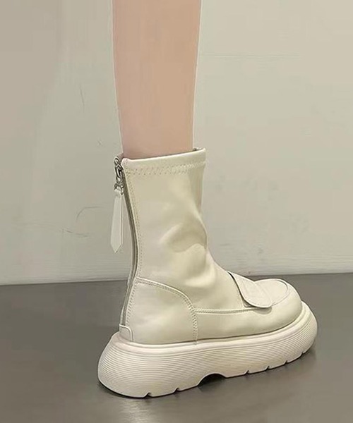 STYLEBLOCK(スタイルブロック)の「バックファスナー厚底ブーツ(ブーツ・レディース・ブラック/ホワイト・36/37/40/38/39/35)」の5枚目の写真