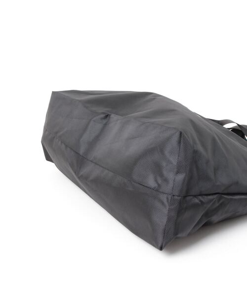 florist（フローリスト）の「【軽量/大容量】【2WAY/3WAY】くったり変形ユニセックストラベルバッグ/ショルダーバッグ（ボストンバッグ・レディース・ブラック/グリーン・FREE）」の14枚目の写真