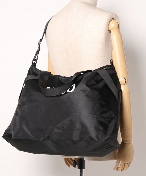 florist（フローリスト）の「【軽量/大容量】【2WAY/3WAY】くったり変形ユニセックストラベルバッグ/ショルダーバッグ（ボストンバッグ・レディース・ブラック/グリーン・FREE）」の16枚目の写真