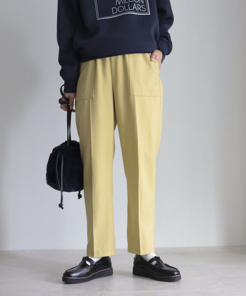 fredy emue(フレディエミュ)の「【XSサイズあり】ウール調テーパードパンツ(スラックス・レディース・オフホワイト/ブラック/イエロー/チャコールグレー・36/34/38)」の4枚目の写真