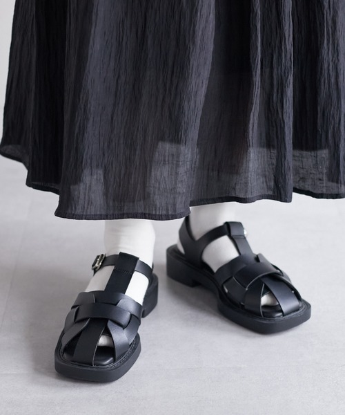 DISCOAT（ディスコート）の「スクエアグルカサンダル（サンダル・レディース・ブラック/オフホワイト/ブラウン・SMALL/MEDIUM/LARGE）」の14枚目の写真