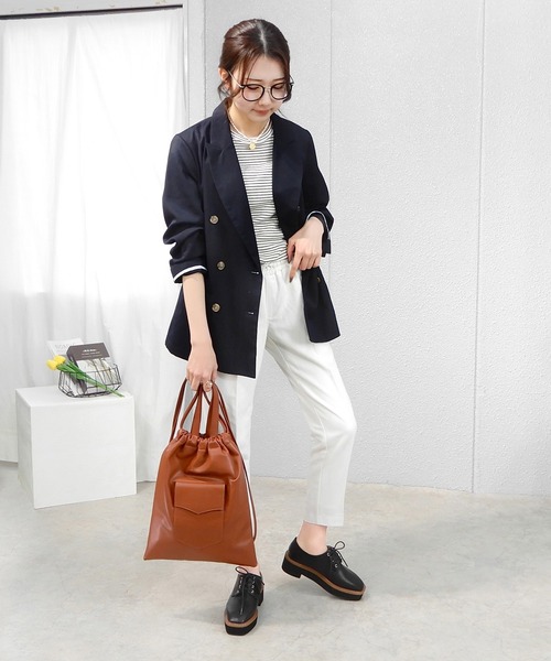 alala（アララ）の「スクエアトゥ厚底オックスフォードシューズ（ローファー・レディース・シルバー/ブラック/ダークブラウン・LL/S/M/L）」の5枚目の写真