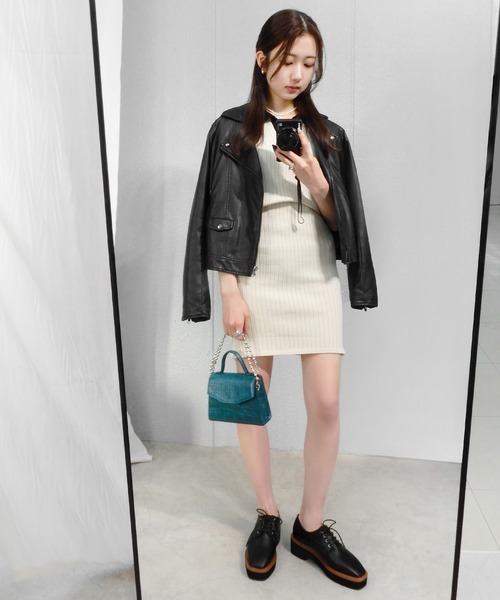 alala（アララ）の「スクエアトゥ厚底オックスフォードシューズ（ローファー・レディース・シルバー/ブラック/ダークブラウン・LL/S/M/L）」の11枚目の写真