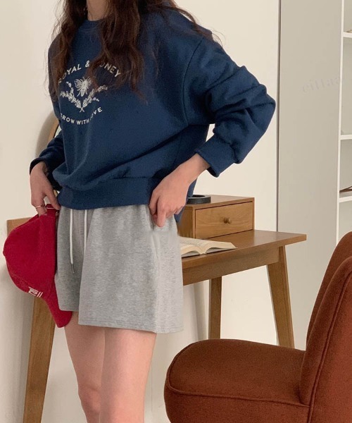 Dalfwin（ダールフィン）の「韓国ファッションHONEYプリントクロップド丈スウェット（スウェット・レディース・グレー系その他/ネイビー/マスタード・FREE）」の9枚目の写真