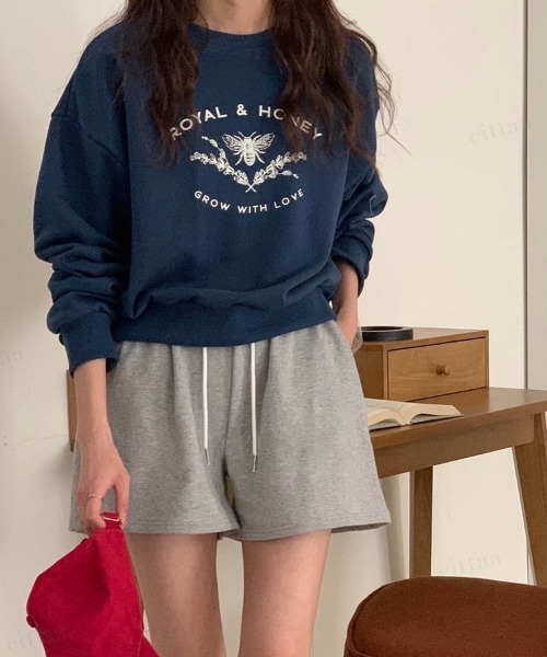 Dalfwin（ダールフィン）の「韓国ファッションHONEYプリントクロップド丈スウェット（スウェット・レディース・グレー系その他/ネイビー/マスタード・FREE）」の10枚目の写真