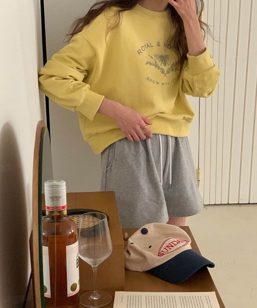 Dalfwin（ダールフィン）の「韓国ファッションHONEYプリントクロップド丈スウェット（スウェット・レディース・グレー系その他/ネイビー/マスタード・FREE）」の15枚目の写真