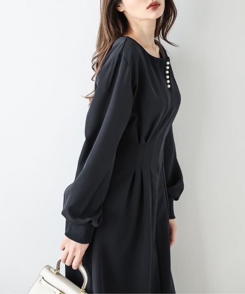 La-gemme(ラジェム)の「フレアワンピース(ワンピース・レディース・ブラック/ネイビー/グレイッシュベージュ・M/L)」の9枚目の写真