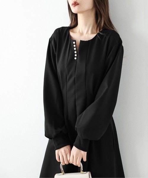 La-gemme(ラジェム)の「フレアワンピース(ワンピース・レディース・ブラック/ネイビー/グレイッシュベージュ・M/L)」の4枚目の写真