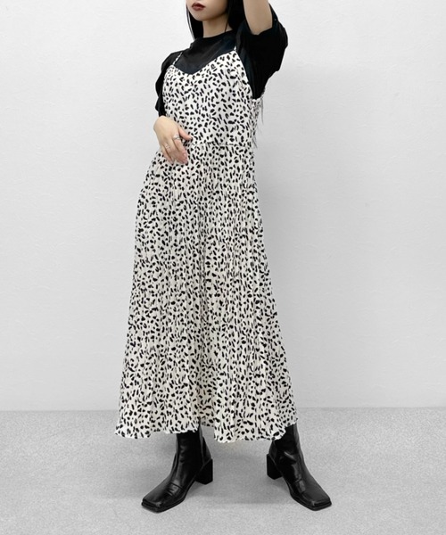 LVEU.（ラブユ.）の「【ZOZOTOWN限定】Leopard camisole one-piece