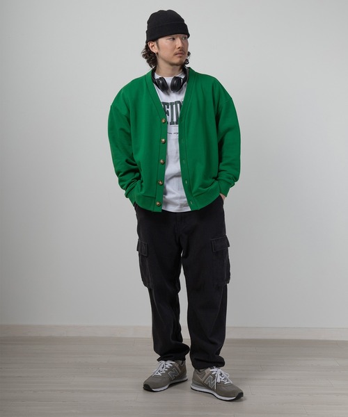 SlashDate(スラッシュデイト)の「裏毛Vネックルーズカーディガン/ビッグシルエット/ユニセックス(カーディガン/ボレロ・メンズ・グリーン/イエロー/オートミール/ブルー/オレンジ/ブラック・M/XL/L)」の10枚目の写真