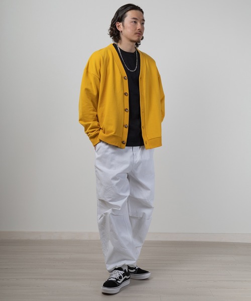 SlashDate(スラッシュデイト)の「裏毛Vネックルーズカーディガン/ビッグシルエット/ユニセックス(カーディガン/ボレロ・メンズ・グリーン/イエロー/オートミール/ブルー/オレンジ/ブラック・M/XL/L)」の20枚目の写真