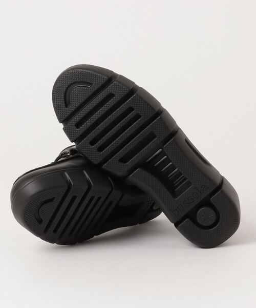 chumchum(チャムチャム)の「bussola/撥水レザー厚底ビットローファー(ローファー・レディース・ブラック/ホワイト・39/38/37)」の4枚目の写真