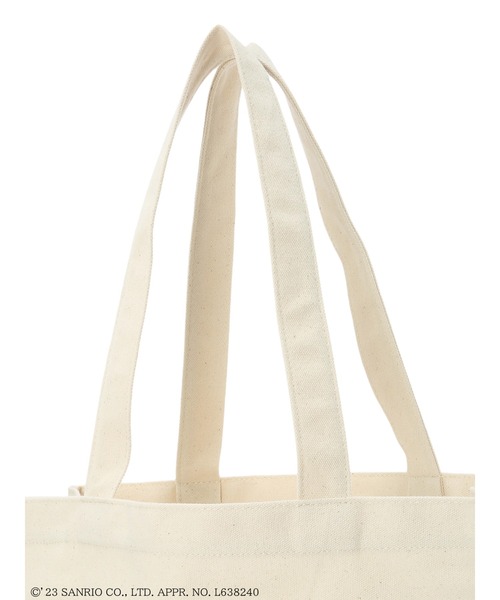 Maison de FLEUR（メゾンドフルール）の「マイメロディ　スクエアトートバッグ（トートバッグ・レディース・アイボリー・FREE）」の7枚目の写真