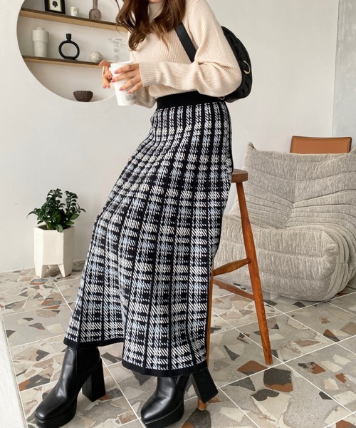 Malbon ニットトップス＆プリーツスカート 美品☘️即購入可⭐美品 セール】チェック柄プリーツニットスカート（スカート）｜moment+