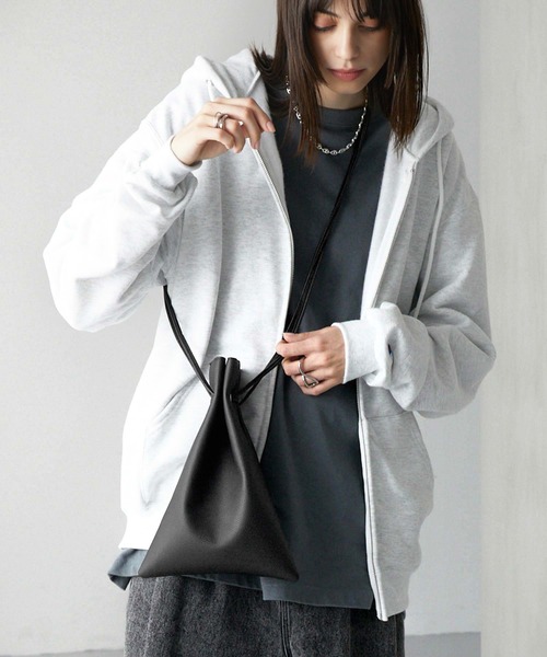 Alex ショルダーバック Alfred Alex】synthetic leather drawstring shoulder bag
