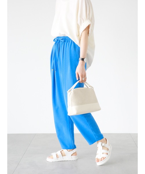 Samansa Mos2 blue(サマンサモスモスブルー)の「【接触冷感】マルチスタイルイージーパンツ(その他パンツ・レディース・ブルー/ブラック/レッド/グリーン/ベージュ/イエロー/キナリ・S/M/L)」の5枚目の写真
