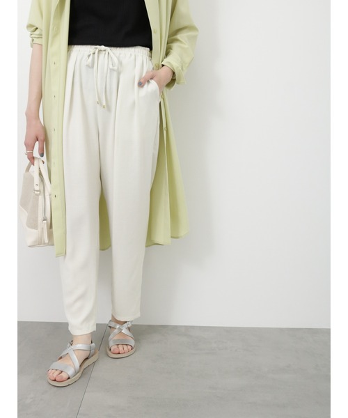 Samansa Mos2 blue(サマンサモスモスブルー)の「【接触冷感】マルチスタイルイージーパンツ(その他パンツ・レディース・ブルー/ブラック/レッド/グリーン/ベージュ/イエロー/キナリ・S/M/L)」の18枚目の写真