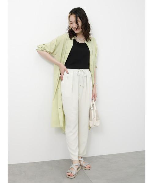 Samansa Mos2 blue(サマンサモスモスブルー)の「【接触冷感】マルチスタイルイージーパンツ(その他パンツ・レディース・ブルー/ブラック/レッド/グリーン/ベージュ/イエロー/キナリ・S/M/L)」の15枚目の写真