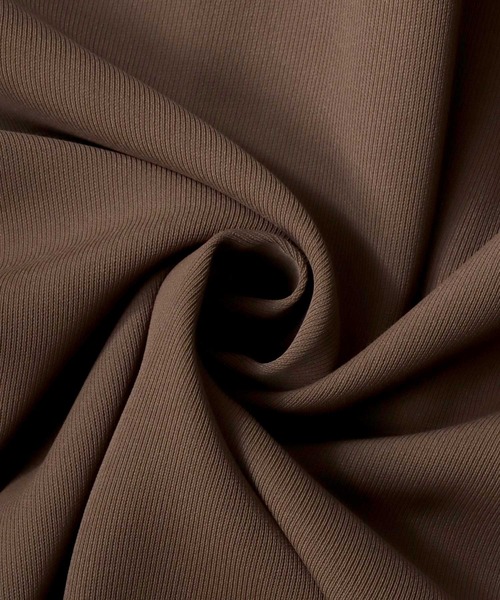 SITRY(シトリー)の「Polyester twill Drape Band Collar shirt/別注 比翼仕立て ドレープ バンドカラー 半袖 シャツ(シャツ/ブラウス・メンズ・グレイッシュベージュ/チャコールグレー/ブラック/オフホワイト・LL/M/L)」の7枚目の写真