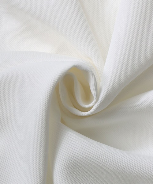 SITRY(シトリー)の「Polyester twill Drape Band Collar shirt/別注 比翼仕立て ドレープ バンドカラー 半袖 シャツ(シャツ/ブラウス・メンズ・グレイッシュベージュ/チャコールグレー/ブラック/オフホワイト・LL/M/L)」の9枚目の写真