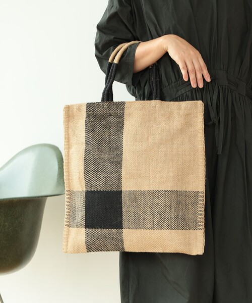 fennica(フェニカ)の「TARANGO / JUTE TOTE BAG ジュート バッグ(トートバッグ・レディース・イエロー/ナチュラル・ONE SIZE)」の4枚目の写真