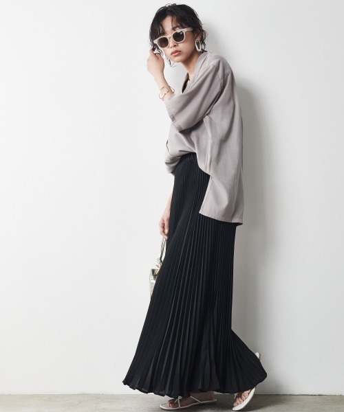 CHIC STYLE(シックスタイル)の「 プリーツマキシスカート <大きいサイズ有>シックスタイル(スカート・レディース・ブラック/ベージュ・L/3L/4L/5L/M/LL)」の6枚目の写真