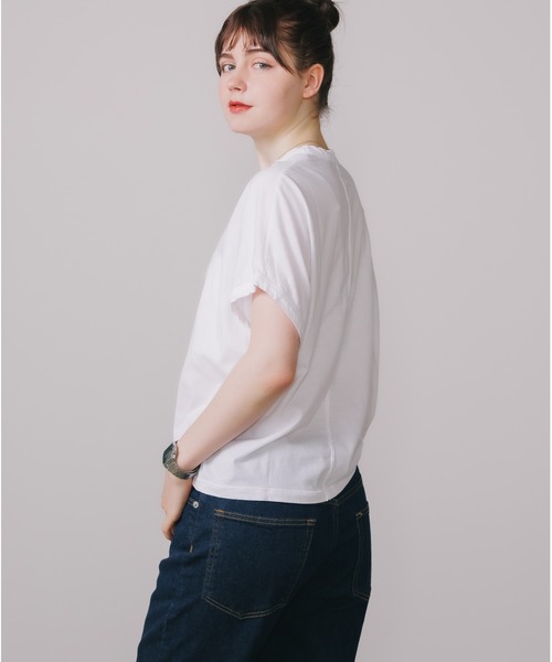 CAL.Berries(カルベリーズ)の「CAL.Berries/カルベリーズ BOXY N/S TEE Tシャツ カットソー(Tシャツ/カットソー・レディース・ホワイト/サンドベージュ/ブラック・S)」の12枚目の写真