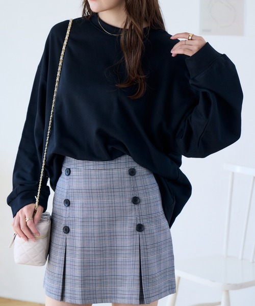 Ada.（エイダ）の「体型カバー ゆるっと オーバーなサイズ感 ベーシック スウェット（Tシャツ/カットソー・レディース・ブラウン/ベージュ/グレー/ブラック/カーキ・FREE）」の6枚目の写真