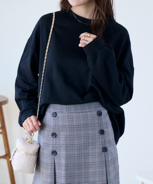 Ada.（エイダ）の「体型カバー ゆるっと オーバーなサイズ感 ベーシック スウェット（Tシャツ/カットソー・レディース・ブラウン/ベージュ/グレー/ブラック/カーキ・FREE）」の7枚目の写真