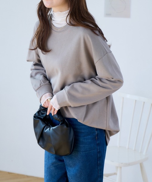 Ada.（エイダ）の「体型カバー ゆるっと オーバーなサイズ感 ベーシック スウェット（Tシャツ/カットソー・レディース・ブラウン/ベージュ/グレー/ブラック/カーキ・FREE）」の12枚目の写真