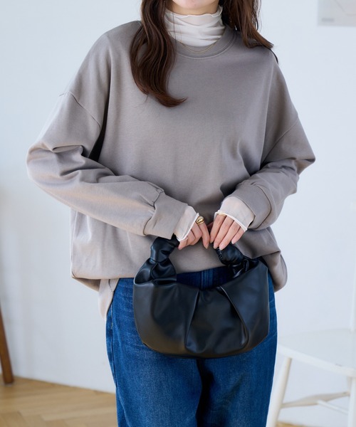 Ada.（エイダ）の「体型カバー ゆるっと オーバーなサイズ感 ベーシック スウェット（Tシャツ/カットソー・レディース・ブラウン/ベージュ/グレー/ブラック/カーキ・FREE）」の13枚目の写真