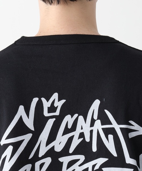 SIGNAL SPORTS(シグナルスポーツ)の「【SIGNAL SPORTS】16/1タギンググラフィックTシャツ(Tシャツ/カットソー・メンズ・ホワイト/ブラック/ブルー・MEDIUM/LARGE)」の14枚目の写真