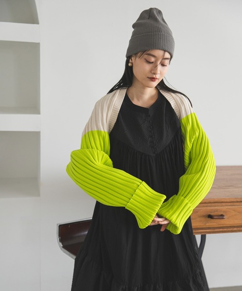 bohmal(ボマール)の「配色ダンボールニットボレロ(カーディガン/ボレロ・レディース・パープル/ライム/ブルー・FREE)」の16枚目の写真