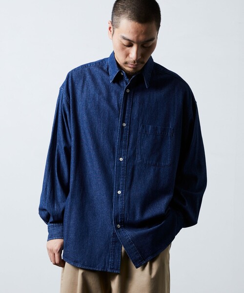 FREAK'S STORE(フリークスストア)の「限定展開 Relax Fit リラックスフィット レギュラーカラー デニムシャツ(シャツ/ブラウス・メンズ・インディゴブルー/ダークインディゴブルー/ブラック系その他/ブラック・MEDIUM/LARGE/SMALL)」の18枚目の写真