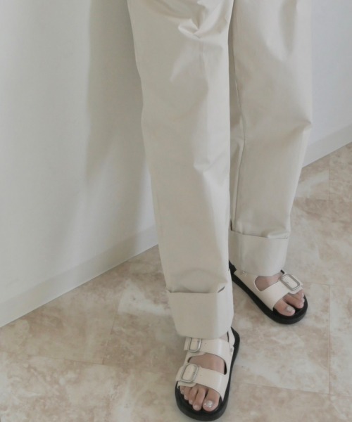 Reurie'(レウリィ)の「ダブルベルトフラットサンダル / double belt flat sandal(サンダル・レディース・ブラック/アイボリー・23.0cm/24.0cm/23.5cm/24.5cm)」の16枚目の写真