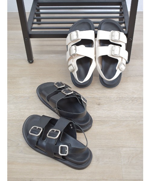 Reurie'(レウリィ)の「ダブルベルトフラットサンダル / double belt flat sandal(サンダル・レディース・ブラック/アイボリー・23.0cm/24.0cm/23.5cm/24.5cm)」の19枚目の写真