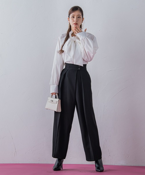 VICKY（ビッキー）の「【ボディラインを拾わない】楽々スラックスタックハイウエストパンツ《手洗い可能》（スラックス・レディース・ブラック/ベージュ/グレー・M）」の11枚目の写真