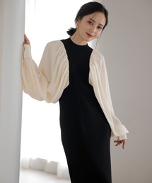 anuans（アニュアンス）の「バルーンスリーブニットドッキング