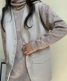 ノーカラーベスト