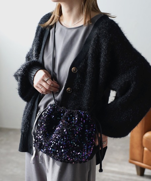 ap retro(アプレトロ)の「スパンコール巾着バッグ / ミニバッグ(ショルダーバッグ・レディース・シルバー/ブラック系その他/ブラック/ホワイト系その他/ブラック系その他2・FREE)」の10枚目の写真