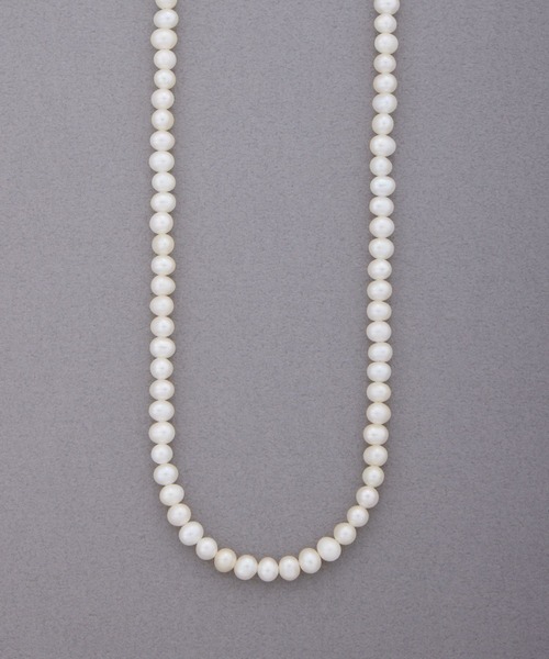 PAS TIERRA（パティエラ）の「【Maris】淡水パールネックレス（ネックレス・レディース・イエローゴールド・FREE）」の2枚目の写真