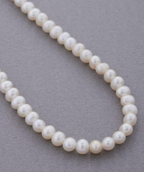 PAS TIERRA（パティエラ）の「【Maris】淡水パールネックレス（ネックレス・レディース・イエローゴールド・FREE）」の3枚目の写真