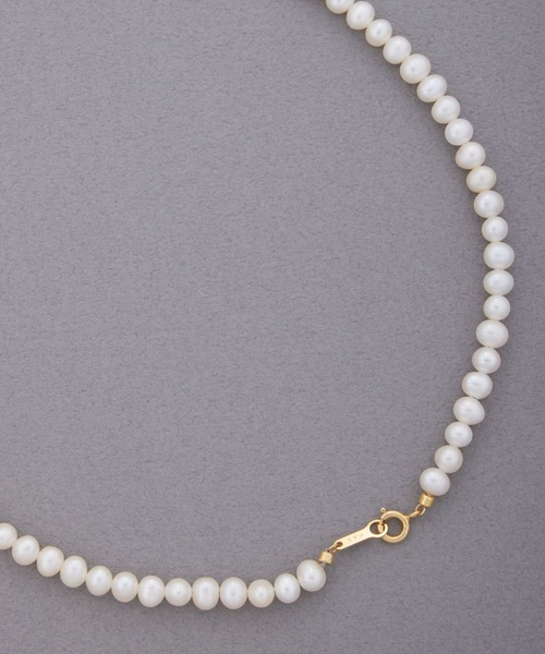 PAS TIERRA（パティエラ）の「【Maris】淡水パールネックレス（ネックレス・レディース・イエローゴールド・FREE）」の5枚目の写真