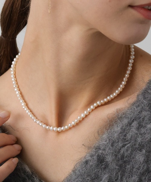 PAS TIERRA（パティエラ）の「【Maris】淡水パールネックレス（ネックレス・レディース・イエローゴールド・FREE）」の6枚目の写真