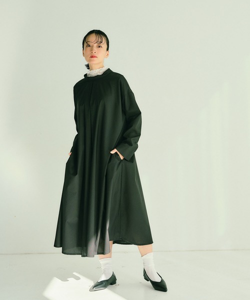 PUAL CE CIN（ピュアルセシン）の「ポインテッドトゥ　Vカットパンプス（パンプス・レディース・シルバー/ブラック・S/M/L）」の8枚目の写真