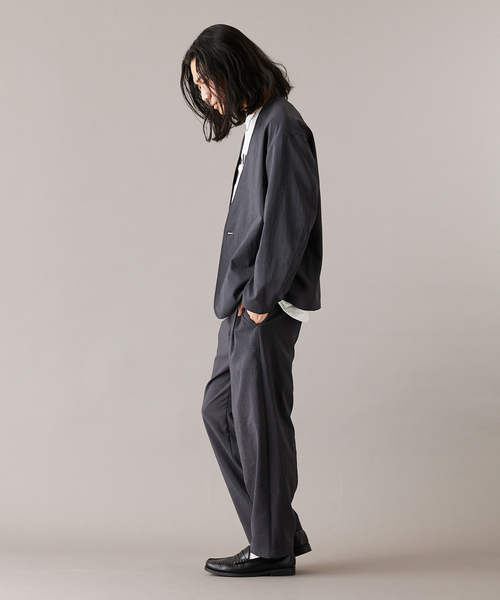 JOURNAL STANDARD（ジャーナルスタンダード）の「”吸水速乾 / 接触冷感” EVALET ストレッチ ウォッシャブル 1タックテーパードパンツ（スラックス・メンズ・ブラック系その他/ベージュ/ダークブルー・SMALL/MEDIUM/LARGE）」の6枚目の写真