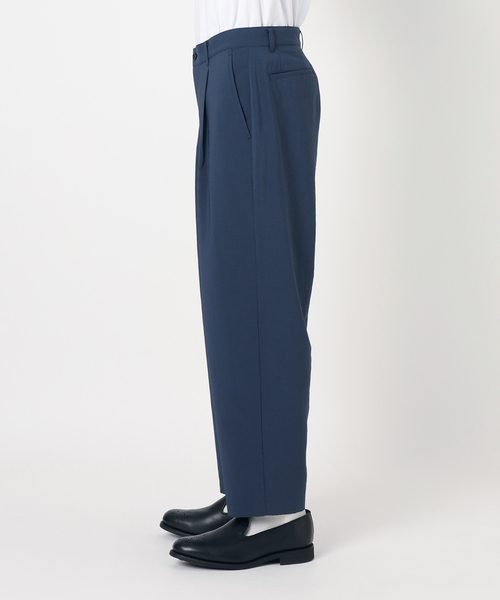 JOURNAL STANDARD（ジャーナルスタンダード）の「”吸水速乾 / 接触冷感” EVALET ストレッチ ウォッシャブル 1タックテーパードパンツ（スラックス・メンズ・ブラック系その他/ベージュ/ダークブルー・SMALL/MEDIUM/LARGE）」の22枚目の写真