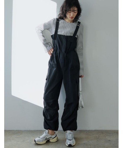 LEMLELANGE ウエストドロスト付きオールインワン ブラック　新品タグ付き 2024SS COLLECTION][低身長/高身長サイズ有]ナイロンタフタウエスト